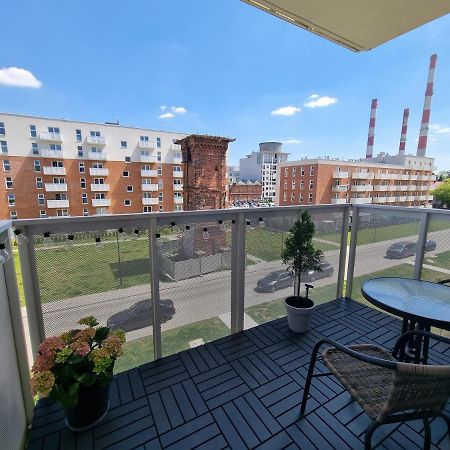 Apple Apartments - Wroblewskiego Prywatne Miejsce Parkingowe Łódź Dış mekan fotoğraf