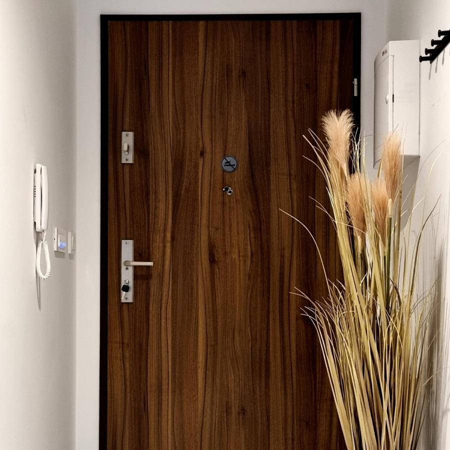 Apple Apartments - Wroblewskiego Prywatne Miejsce Parkingowe Łódź Dış mekan fotoğraf