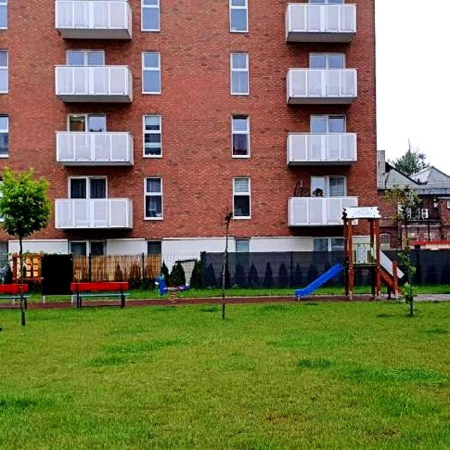 Apple Apartments - Wroblewskiego Prywatne Miejsce Parkingowe Łódź Dış mekan fotoğraf