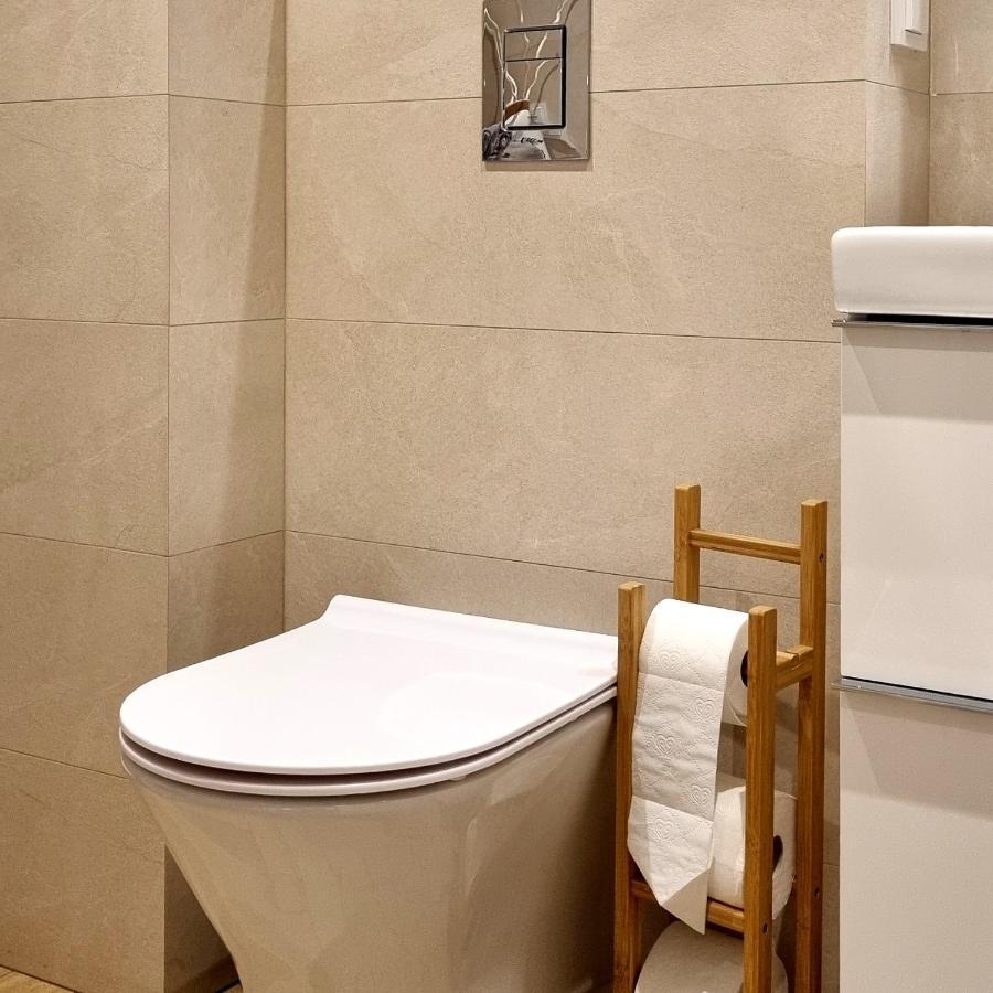 Apple Apartments - Wroblewskiego Prywatne Miejsce Parkingowe Łódź Dış mekan fotoğraf