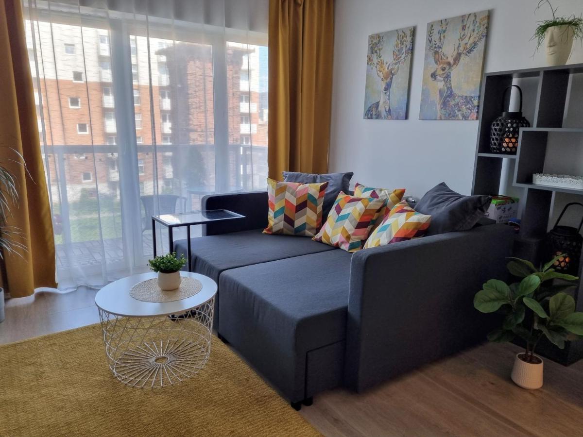 Apple Apartments - Wroblewskiego Prywatne Miejsce Parkingowe Łódź Dış mekan fotoğraf
